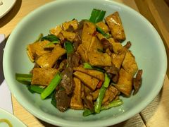 -关东小磨东北菜(上海长风大悦城店)