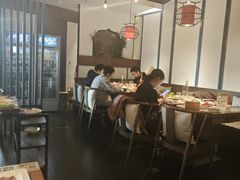 -尚尚仙·酸汤猪手·猪肚鸡火锅(华联万柳购物中心店)