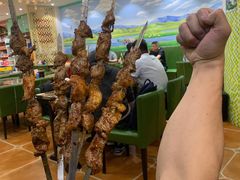 -郑享吃烧烤烩面(红专路店)