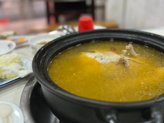 -烧哥美蛙肥肠鱼火锅·十五年社区店