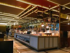 自助取餐区-大中华希尔顿酒店-念自助餐·嗨啤·小龙虾