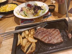 -必胜客(WOW昙华林店)