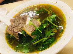 咖喱牛肉汤-舒蔡记生煎菜饭(云南中路店)
