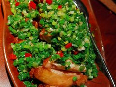 大理风味葱椒鸡-花马天堂云南餐厅 Lost Heaven(外滩店)