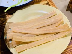 宽粉-东镇老火锅(长春路首店)