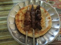 -烤肉小伙烤肉店