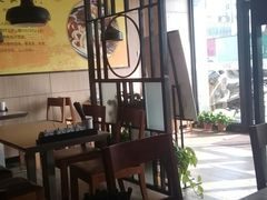 大堂-鑫花溪牛肉米粉(凤凰街创始总店)