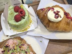 开心果树莓可颂-PAOPAO Bakery&Café(港汇店)