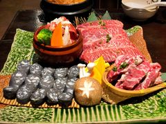 -山川小町·极番烧肉(新地假日广场店)