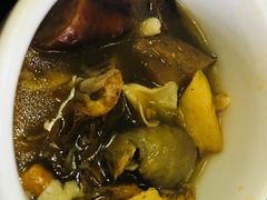 -东巴谷野生菌火锅餐厅