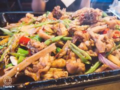 双椒炭烧牛蛙平锅-蘭奢雅集·江浙菜(青山江滩店)