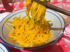 蟹黄咸蛋土豆丝-荆九爷爆炒桥头三嫩(浙大店)