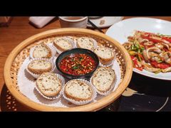 -吃饭皇帝大土家民族菜(荟聚店)