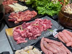 -啊美丽炭火烤肉(滑翔一店)