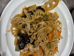 -闫府私房菜(恒隆店)