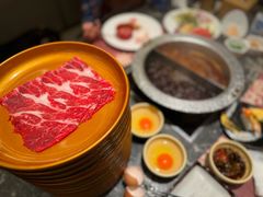 -牛YO寿喜烧·铁板烧和牛火锅自助(市府恒隆店)