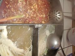 -热火朝天鲜切牛肉火锅(南强街巷店)