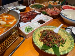 -老滇山寨•云南特色菜•地方菜•民族风情歌舞表演(金碧店)