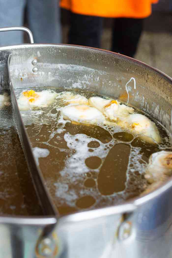 顺昌灌蛋小吃店-"[薄荷]环境:早期只有一家店,现在把隔.