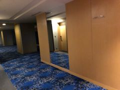 -上海虹桥西郊假日酒店