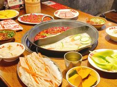 -萍姐火锅·公路夜市(武汉首店)