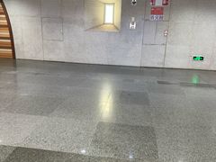 -自然博物馆(地铁站)