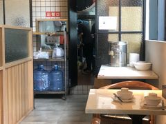 大堂-黄弟大排档·湖南菜·小龙虾·小海鲜(凯旋北路店)