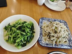 -品鲜村农家菜·阳澄湖大闸蟹(总店)