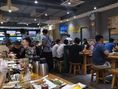 大堂-木屋烧烤(岗顶二店)