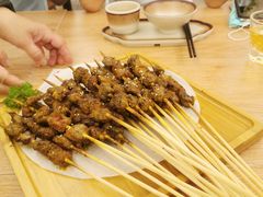 -衡哥肉铺