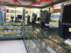 面包甜点陈列柜-上海哈尔滨食品厂(淮海中路店)