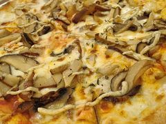 -城市大道红炉披萨烘焙坊