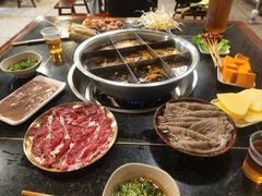 -邓莽子老火锅(中兴路总店)