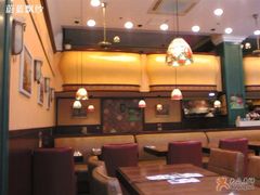 -玛格萝妮比萨屋(四平店)