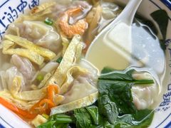 -长人馄饨铺(解放街店)