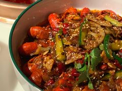 香辣小龙虾-同心如意传统铜火锅