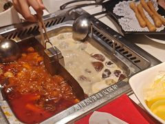 -海底捞火锅(威高广场店)