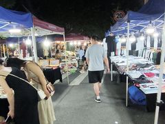 -吴山路夜市