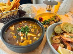 -娜娜家•Nana And Her Friends Restaurant(小寨原力场店)