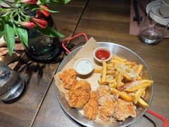 -九月里.自由花园餐厅