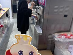 -蜜雪冰城(东靖路地铁站店)