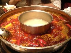 -小天鹅火锅·一线江景洪鼎旗舰店(洪崖洞店)