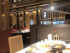 大堂-初蓉丨遇见新川菜(亲贤街荣耀店)