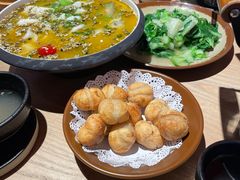 -川堂风·跷脚牛肉·乐山爆炒(宝山日月光店)