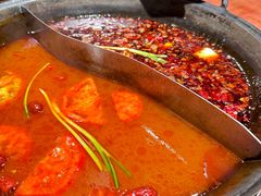 -周小明火锅(黑金冠社区店)