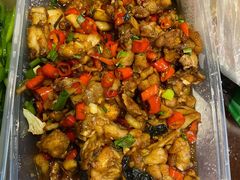 干锅牛蛙-湘村小灶·地道长沙菜·本地人优选(万家丽路店)