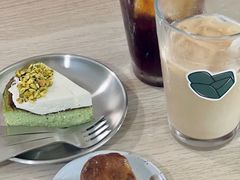 -SAFARI COFFEE