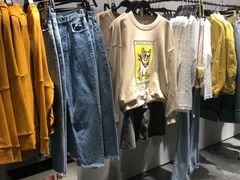 -URBAN REVIVO(欢乐海岸购物中心店)