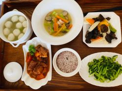 -大美母婴月子中心