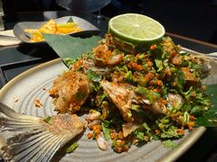 洱海手撕海鲈鱼-Ameigo梅果·云贵川bistro(长宁来福士店)